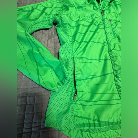 Nike Fit Storm Hooded Fleece Women Green Jacket - Picture 6 of 9